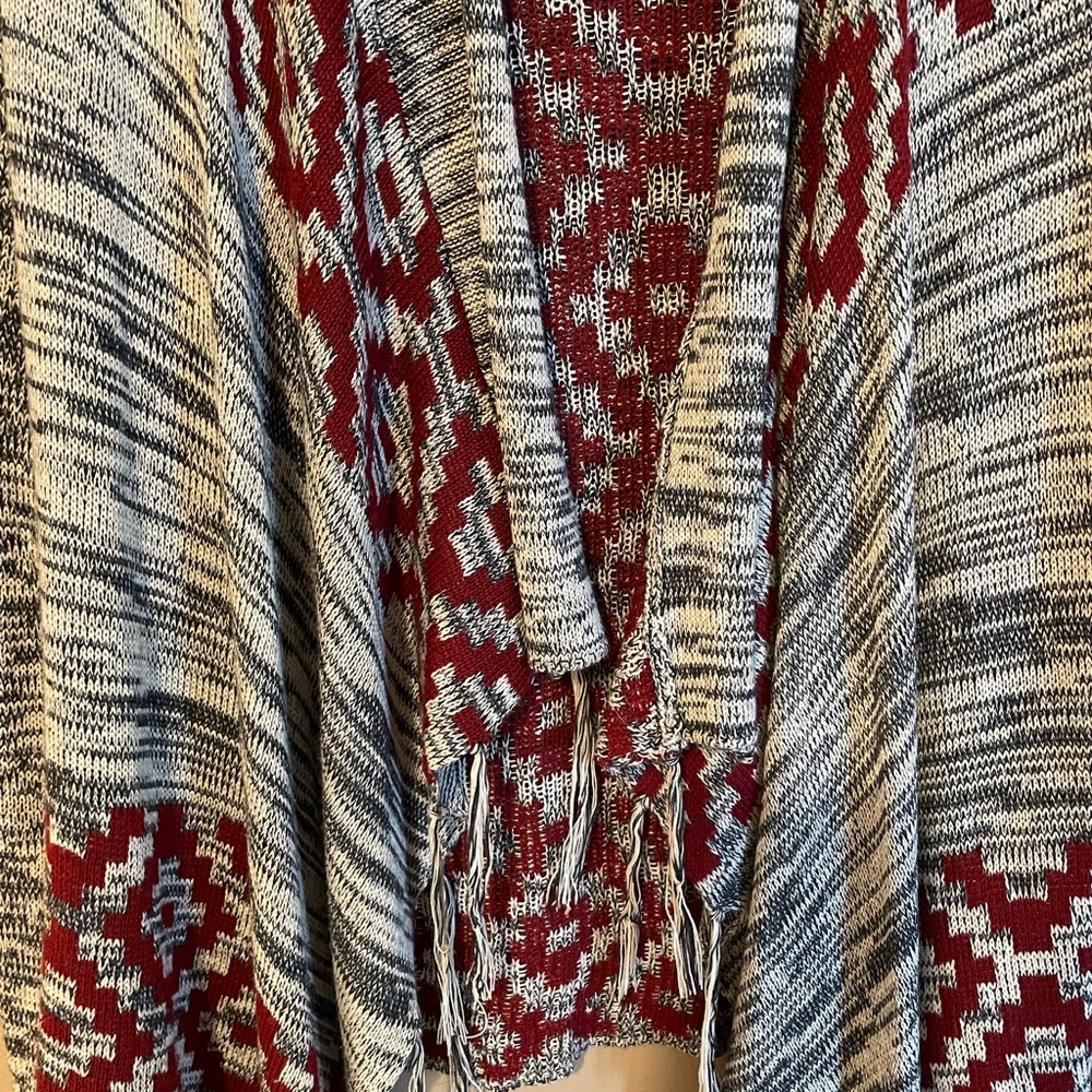 Women’s Cardigan Sweater EUC - Picture 2 of 3